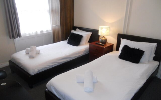 Relax Inn Guest House