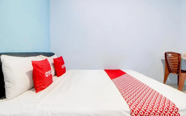 Hotel O Alun-Alun Purwokerto Near Gor Satria Purwokerto Formerly Guest House Blessing