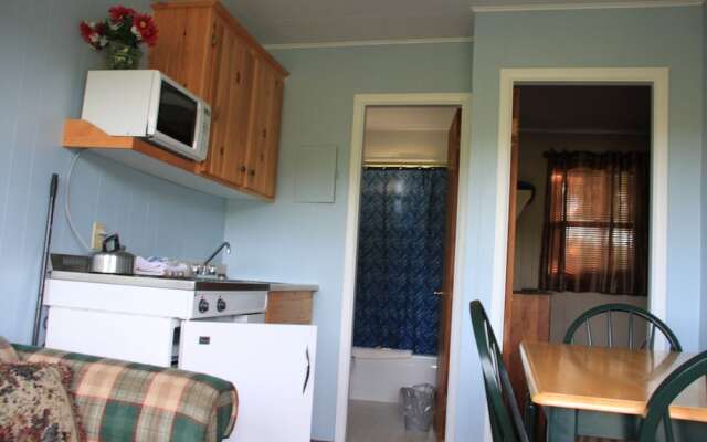 Rustico Acres Cottages