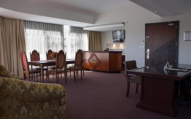 Best Western CPlaza Hotel