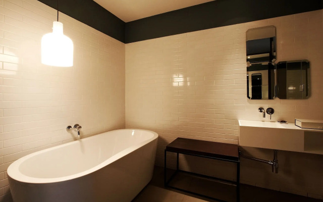 Urban Boutique Hotel