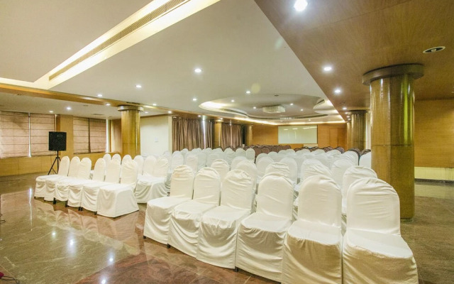 Hotel Comforts Suites