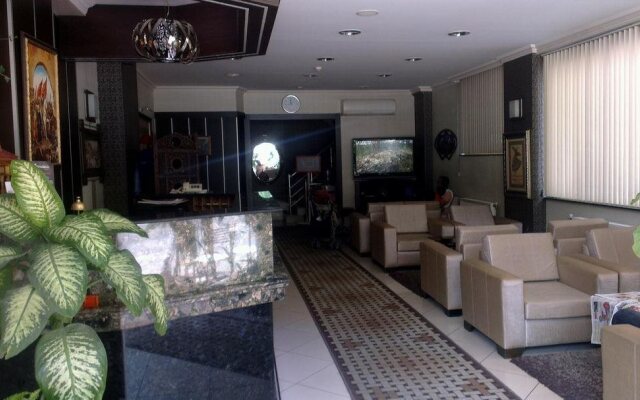 Hotel Nayla