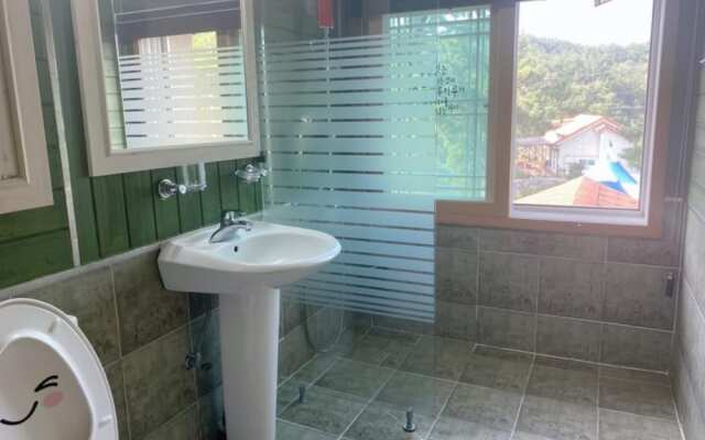 Sacheon Seopo Beach Pension