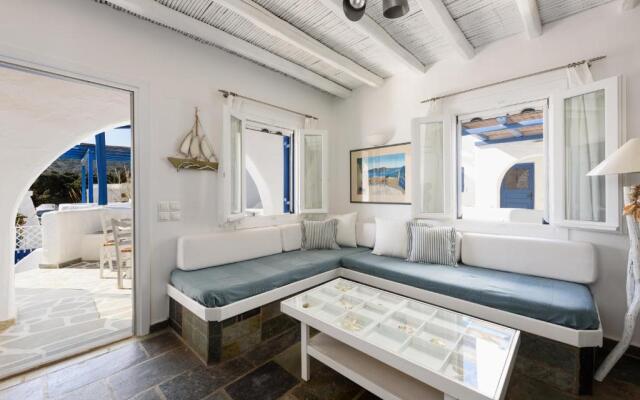 Paros 3 bedrooms Messonette for 6 persons by MPS