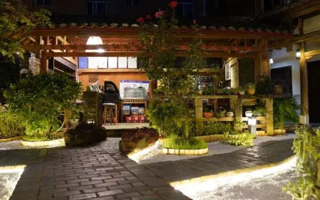 Nicuo Yeluo Inn