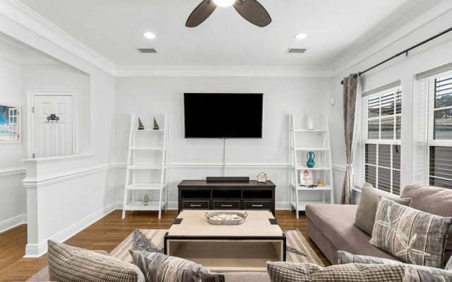 Pet Friendly Beach House - Sunset Escape