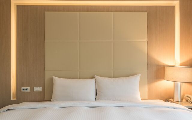 New California Hotel