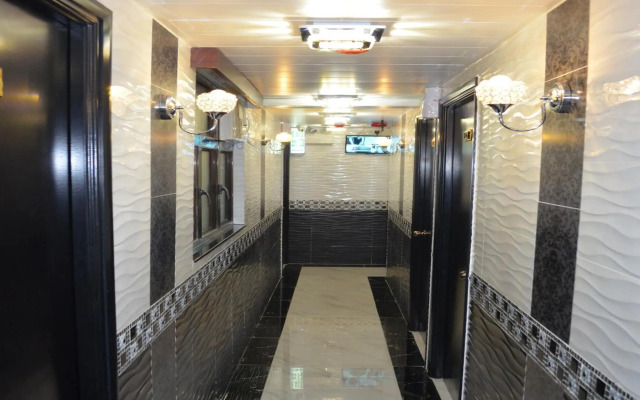 Skylark Hostel