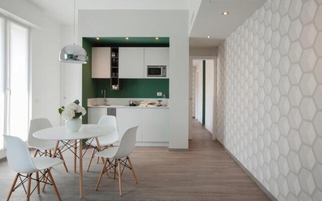 Contempora - Bilocale Luminoso con Terrazza - Duomo - A64