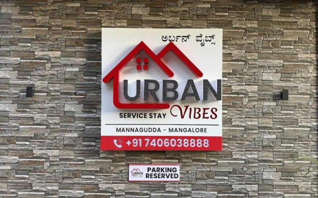 Urban Vibes Service Stay