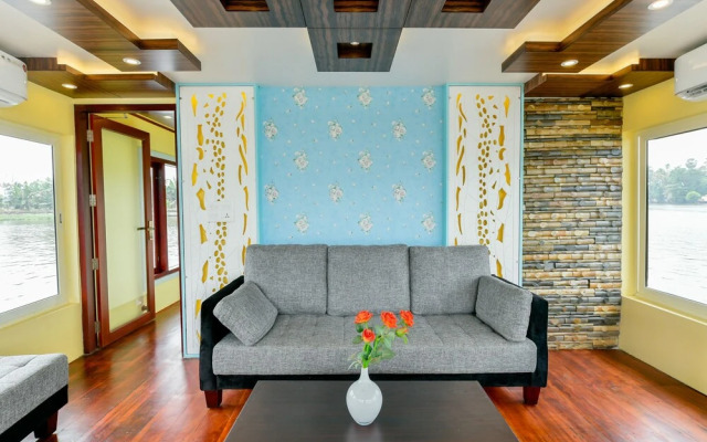 Oyo 24058 Houseboat My Trip 3bhk Luxury