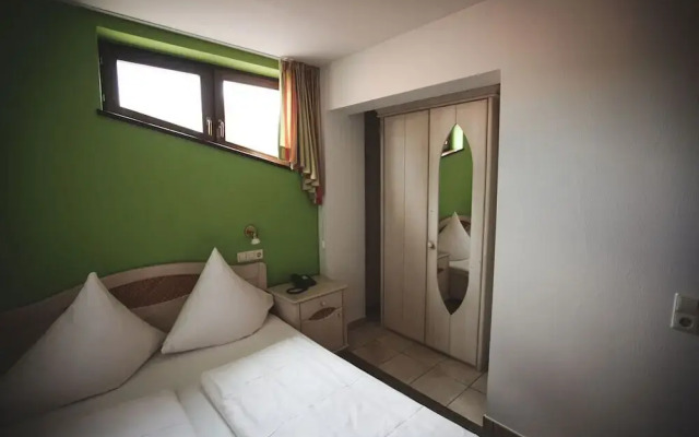 Weingut & Landhotel Lucashof