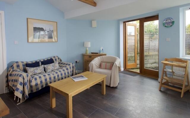 Rural Cottage in Dorset with Hot Tub
