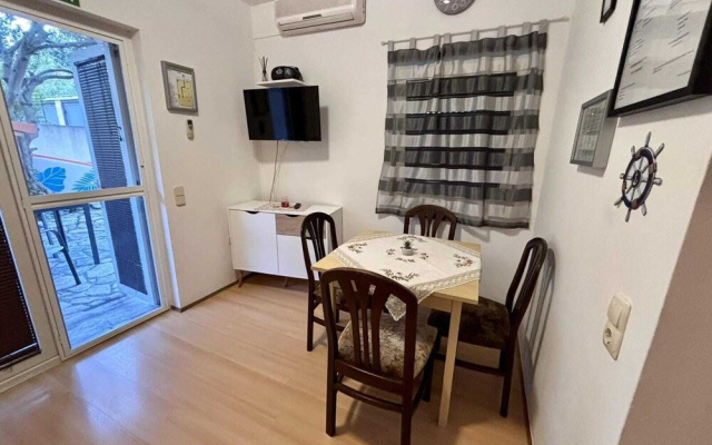 Apartments Strahija
