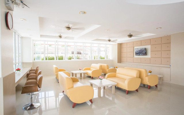 P.A. Thani Hotel