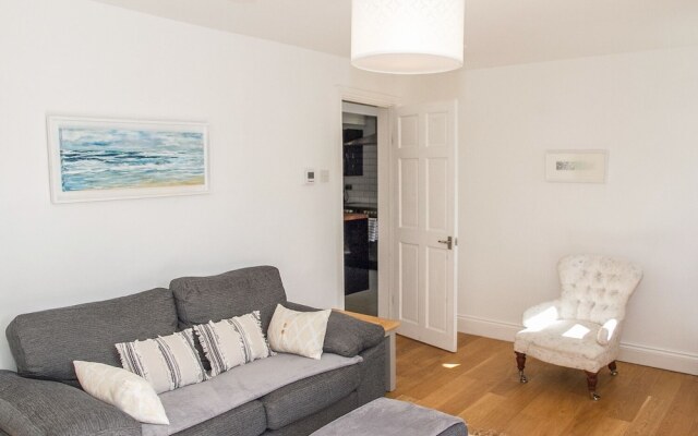 Flat 1, Brek House