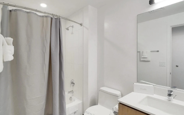 Global Luxury Suites at Downtown Phoenix