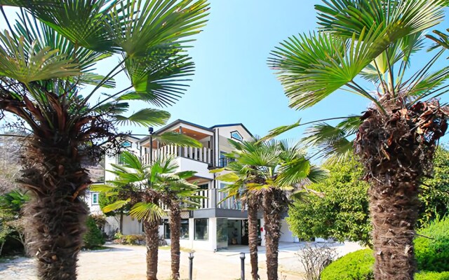 Tongyeong The House's Story Pension