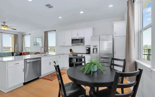 Cactus Blossom Bungalow