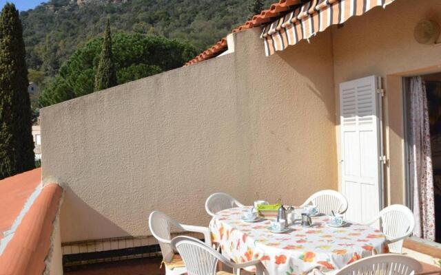 Appartement Le Lavandou, 3 pièces, 6 personnes - FR-1-251-44