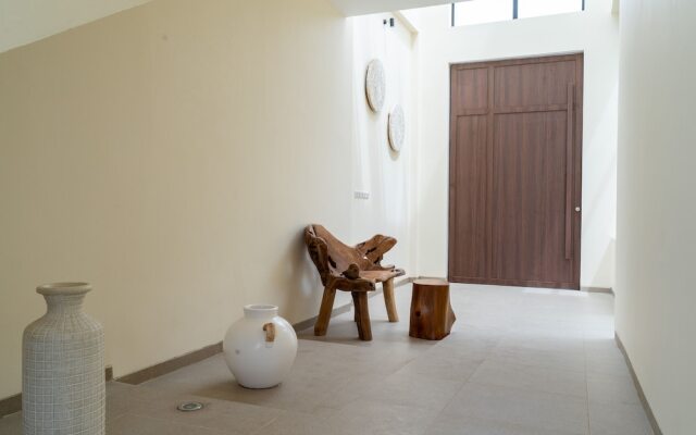 JadenHill CityView 8BR Villa Heated Pool+Movieroom