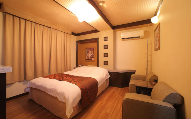 Hotel Olive Kyoto Yamashina - Adults Only