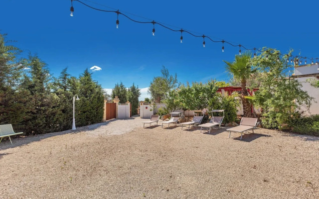 3769 Tenuta La Cornola by Barbarhouse