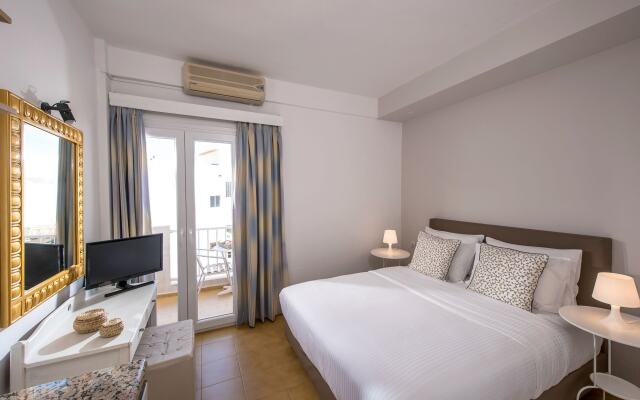 Mistral Hotel - Adults Only