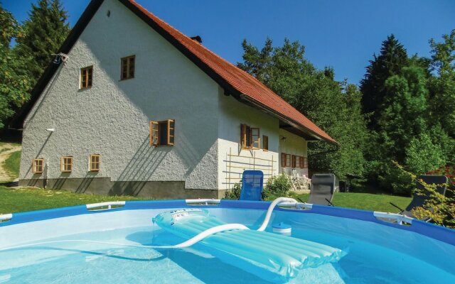 Amazing Home in Vrhnika With Wifi and 2 Bedrooms