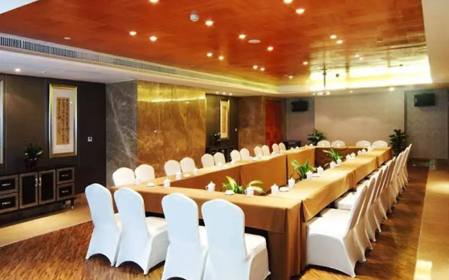 Grand Sinan Hotel