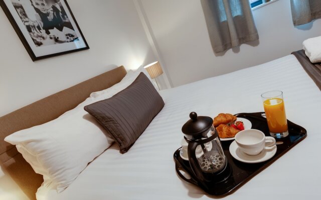 Base Serviced Apartments - Cumberland Apartments