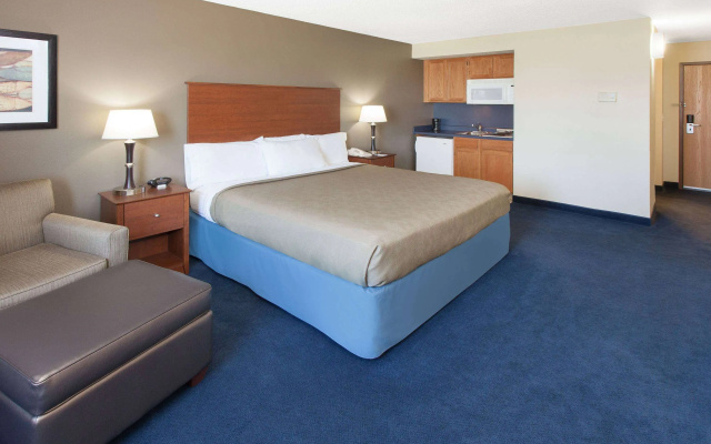 AmericInn by Wyndham Webster City