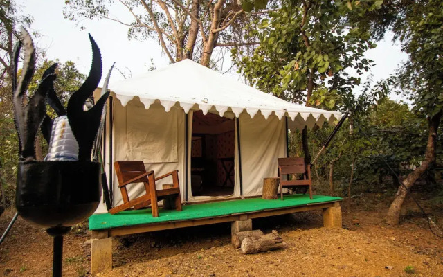 Karhandla Farm and Resort