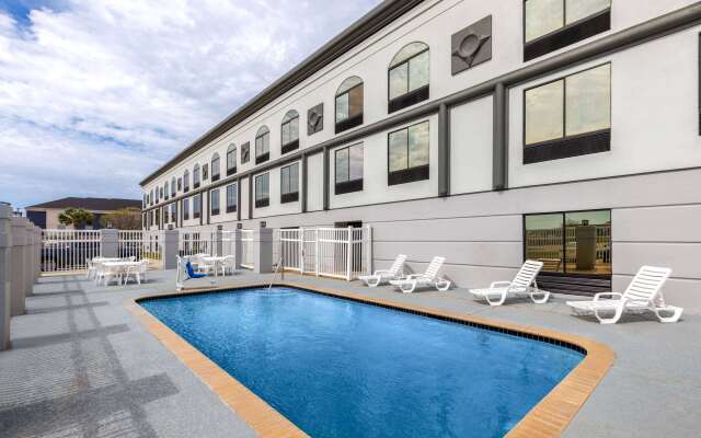 Wingate by Wyndham Sulphur Near Lake Charles