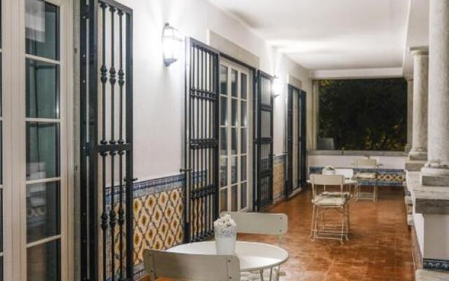 4U Lisbon Airport Suites