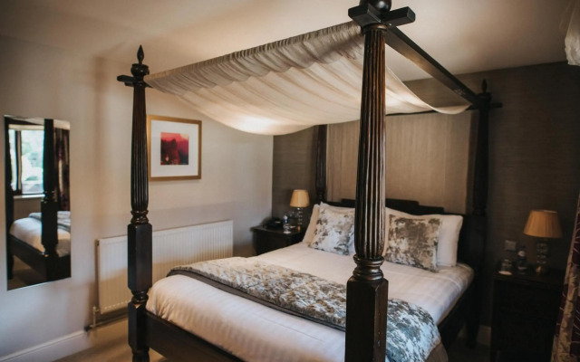 Hall Farm Hotel & Restaurant