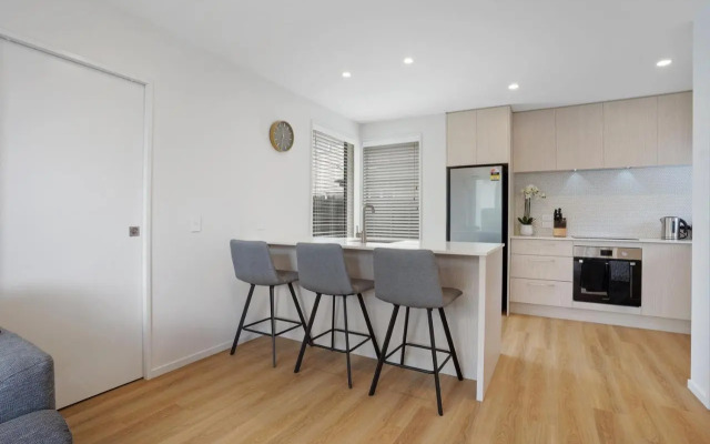 Addington Delight - Christchurch Holiday Home