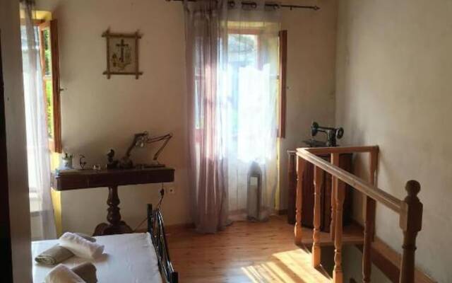 2 Floors House in Sinarades Near Beach