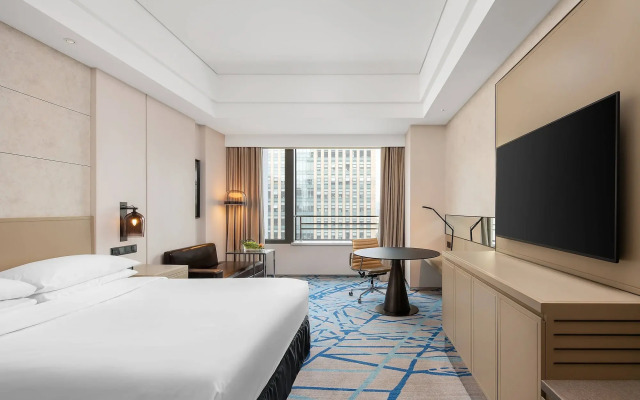 Renaissance Shanghai Caohejing Hotel