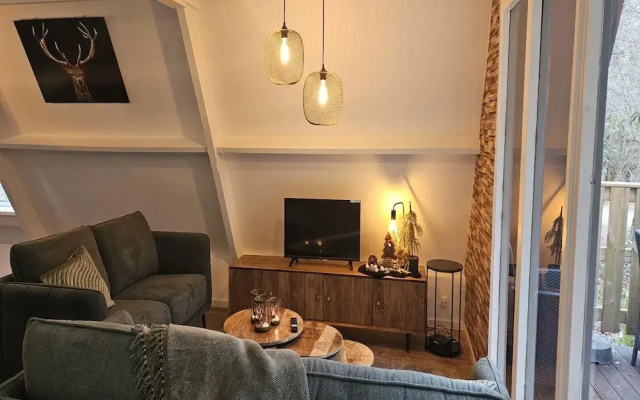 Fenced Country Chalet in Durbuy
