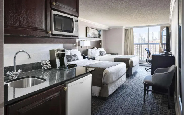 Best Western Plus Victoria Park Suites