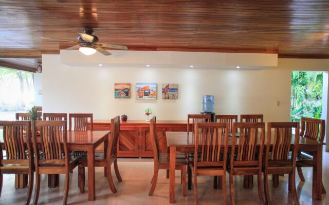 Casa Cecilia Beach Front