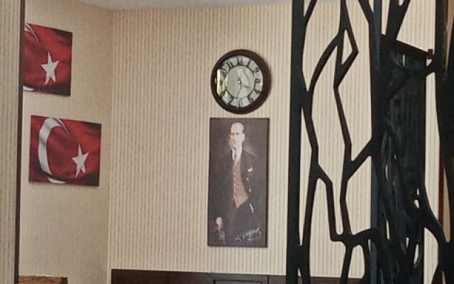 Maidos Hotel & Suites