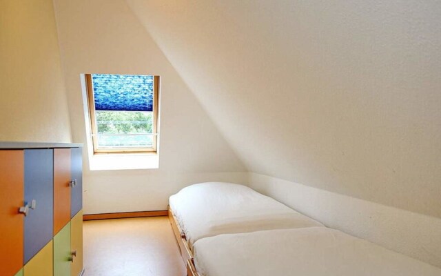 Cozy Apartment in Kühlungsborn near Golf Course