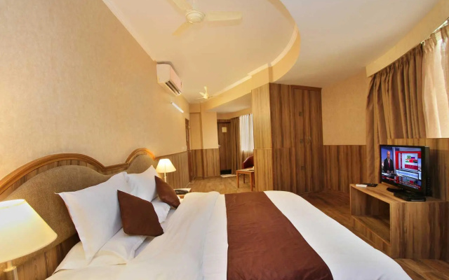 Hotel Empire International - Church Street – Guest Rooms – Bangalore