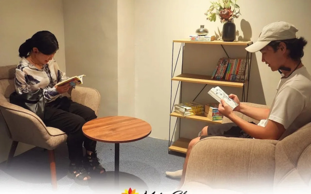 Sakura Capsule Hotel Cebu