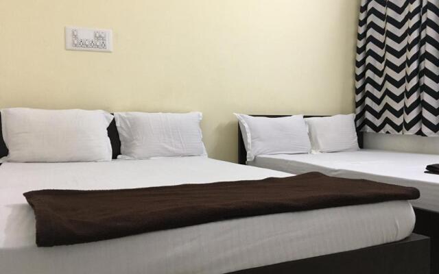 Srirangam Suit Rooms