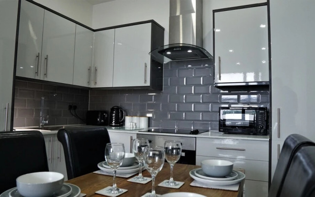 Sapphire House Apartments