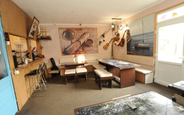 Hostel Jedro